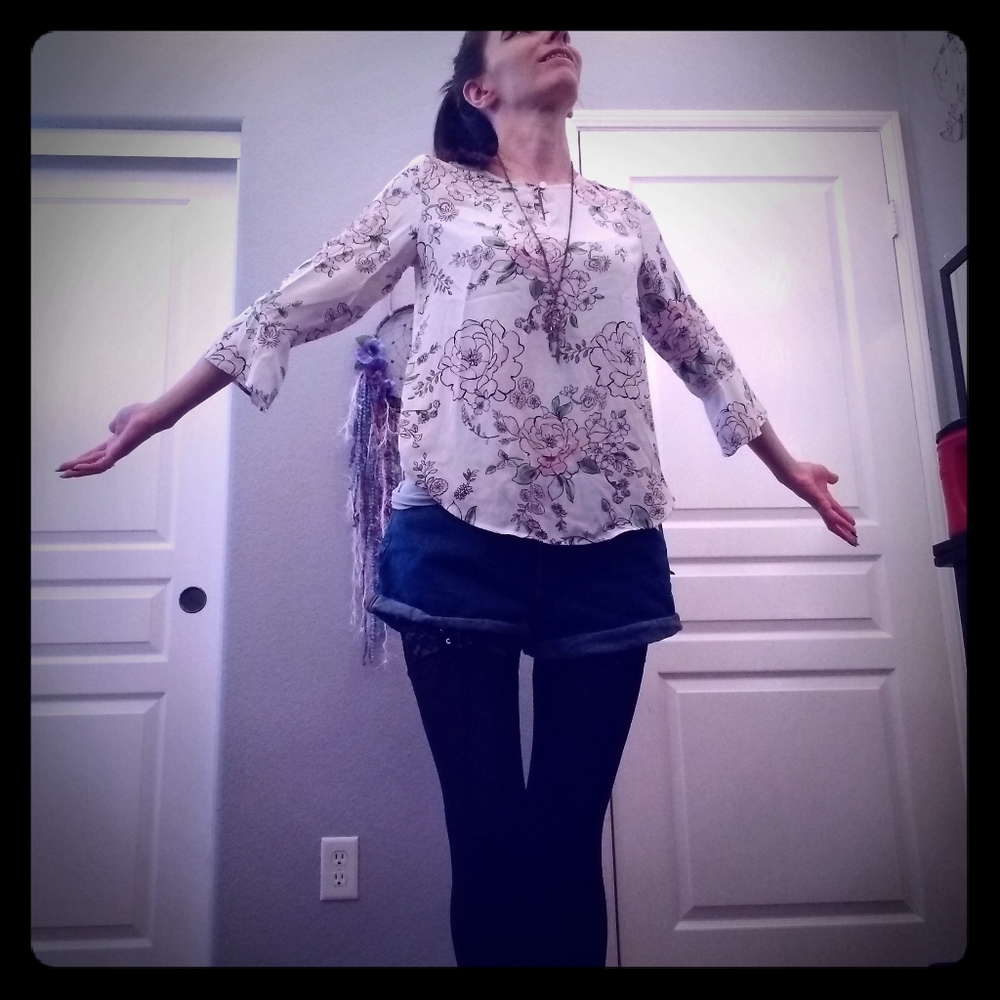 Van heusen floral blouse